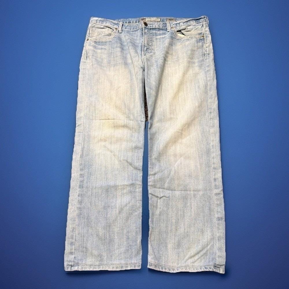 BKE Buckle Jeans Mens 40R Blue‎ Denim Tyler Straight Whiskers Cotton Distressed